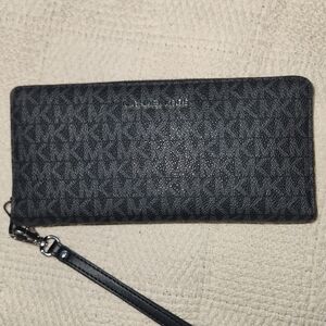 Michael Kors Monogram Black Wristlet